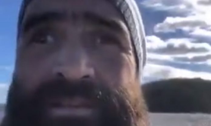 Jeremy fez direto para Facebook pouco antes de falecer no mar, onde ficou preso