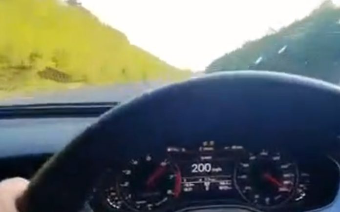 Polícia procura condutor de Audi RS6 que se filmou a 325 kmh