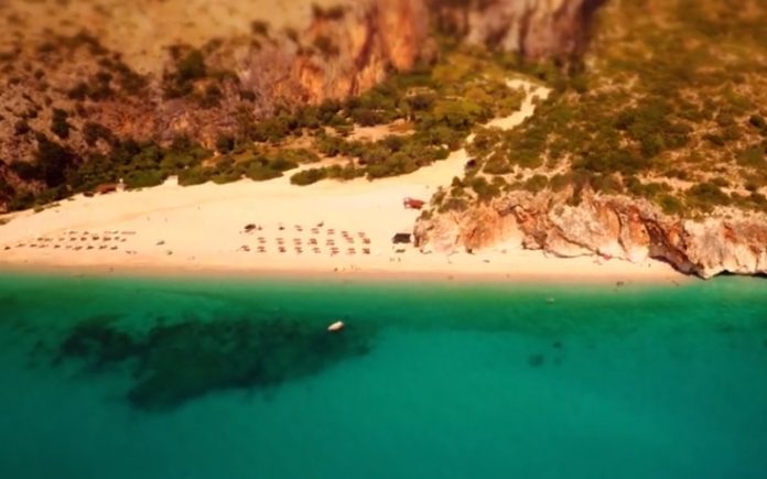 Vídeo mostra-nos imagens únicas de uma Albânia pouco conhecida