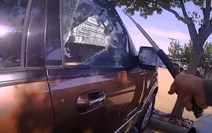 Polícia salva bebé que estava trancado no carro com temperatura perto dos 50ºC