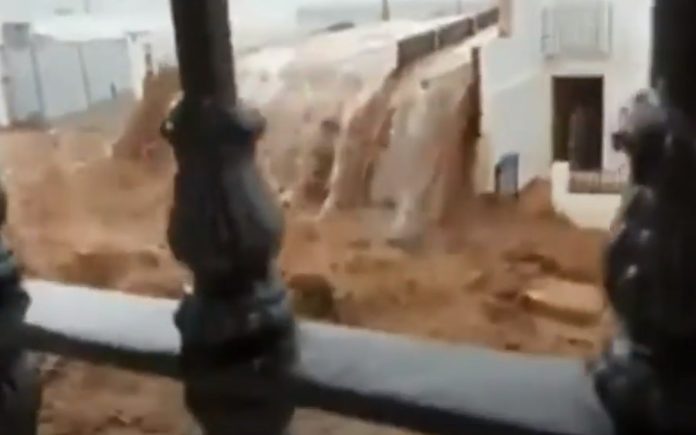 Tromba de água, granizo e rajadas de vento na Andaluzia deixam rastro de destruição