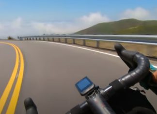 Ciclista atinge os 75 Km/h a fazer uma descida perfeita