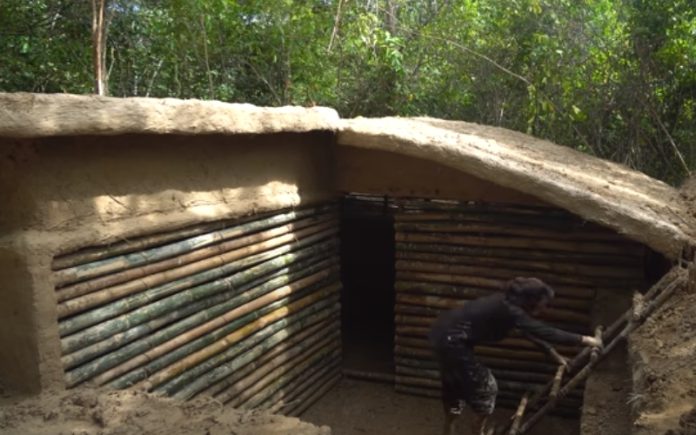 Tailandesa faz uma casa subterrânea só com ferramentas básicas Tailandesa faz uma casa subterrânea só com ferramentas básicas