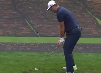 Golfista espanhol faz hole in one que está a correr o mundo Golfista espanhol faz hole in one que está a correr o mundo