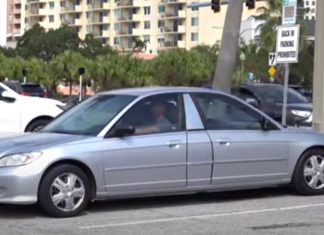 Jovem retira traseira do carro para evitar multas em parque de estacionamento