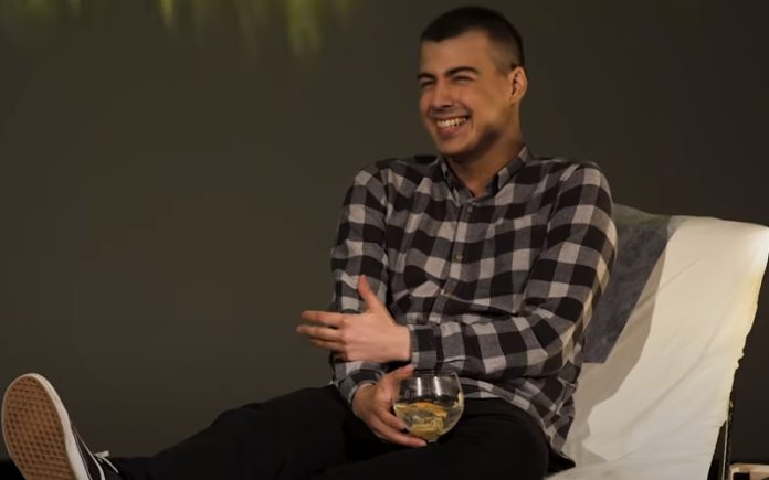 Roast ao cancro: 2 horas de humor organizadas por Tiago André Alves