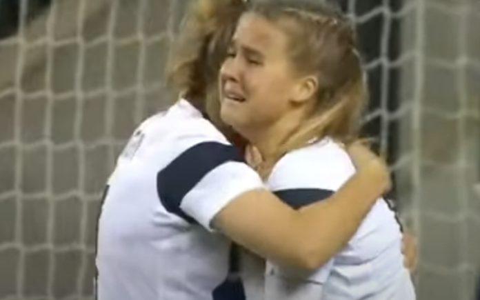 Jovem entra aos 93 minutos e marca no último minuto sem saber como Jovem entra aos 93 minutos e marca no último minuto sem saber como