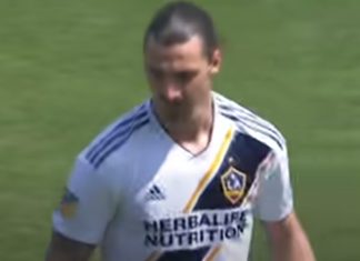 Primeiro golo de Ibrahimovic pelo LA Galaxy eleito o melhor da MLS