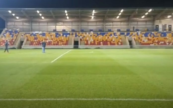 Clube do 6.º escalão inglês tem estádio de 50 milhões de euros