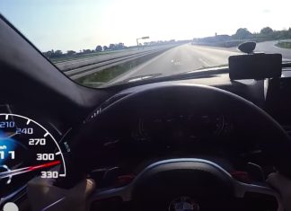 BMW M5 passa a 310km/h pela polícia