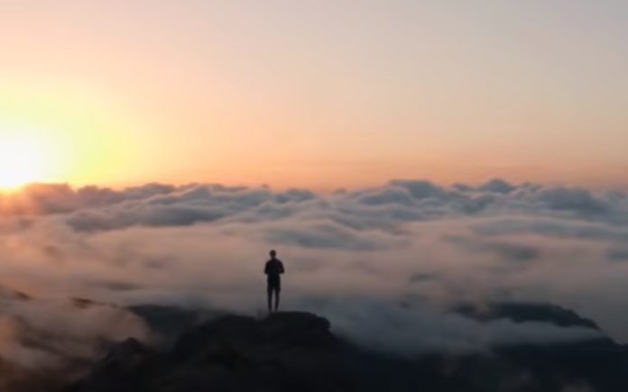 Drone FPV capta imagens lindas da ilha da Madeira