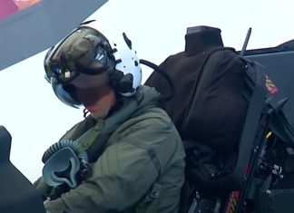 Vídeo mostra F-35 de perto e capta aterragem vertical