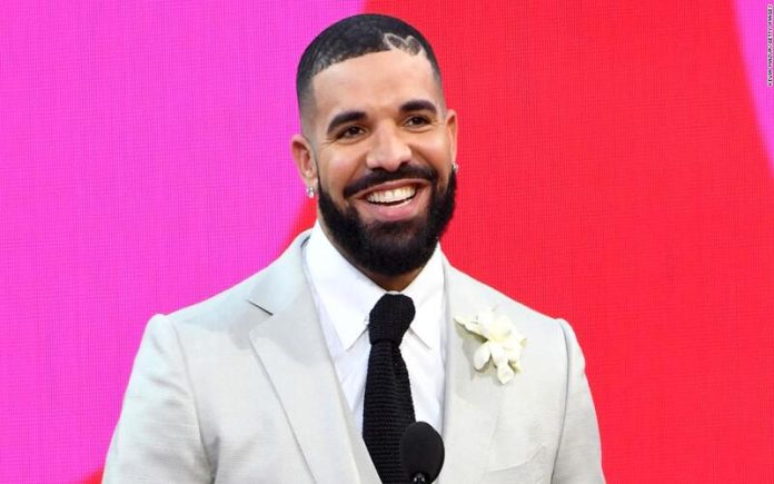 A 'maldição' de Drake perde mais de meio milhão de dólares por apostar no Barcelona no 'El Clásico'