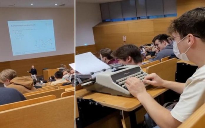 Aluno leva máquina de escrever para a aula depois que foi proibido de usar o laptop