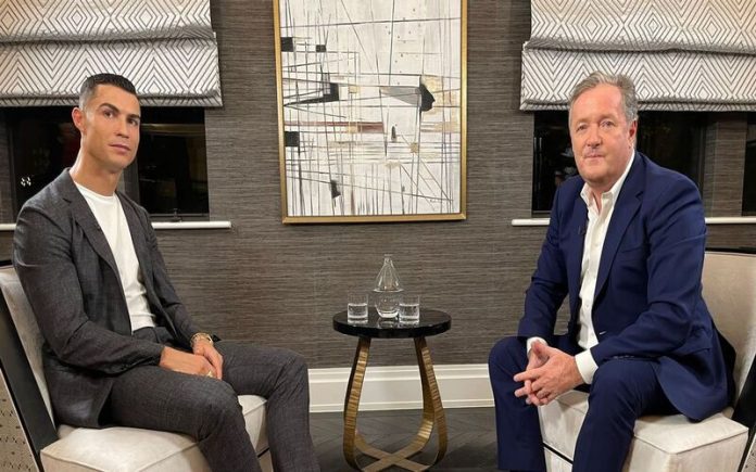 Cristiano Ronaldo diz a Piers Morgan 'Sinto-me traído' pelo Manchester United