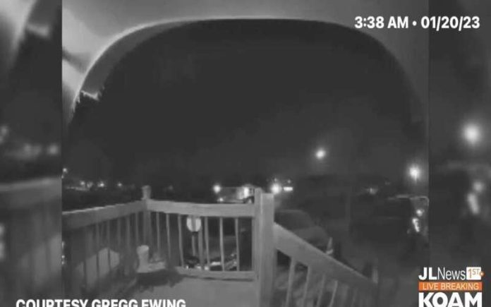 Meteoro ilumina céu noturno nos Estados Unidos