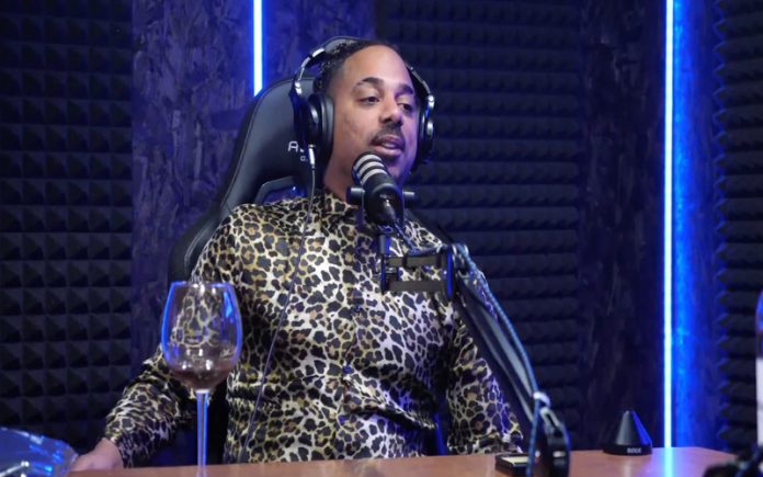 Fábio Paím relembra momentos hilariantes com a carrinha do clube