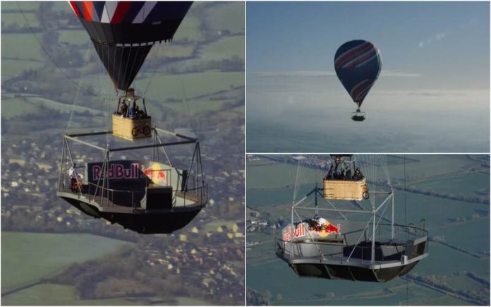 Engenheiro da Red Bull construíram skate park preso por um balão de ar quente