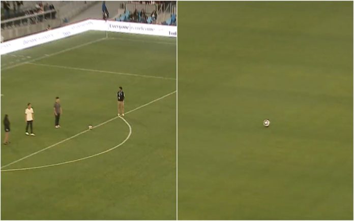 Momento épico de Bocce Soccer protagonizado por adepto durante intervalo de jogo da MLS
