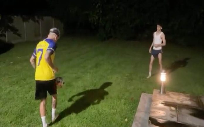 Estrela argentina do United treina nas férias com camisola do Al-Nassr de Ronaldo