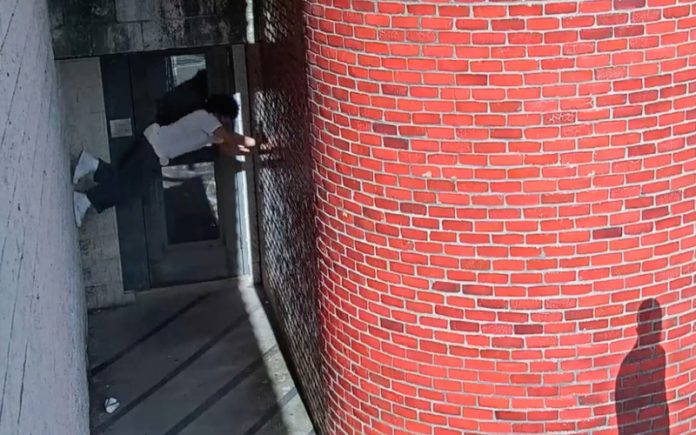 Brasileiro condenado à prisão perpétua nos EUA por fugir da prisão "like a ninja"