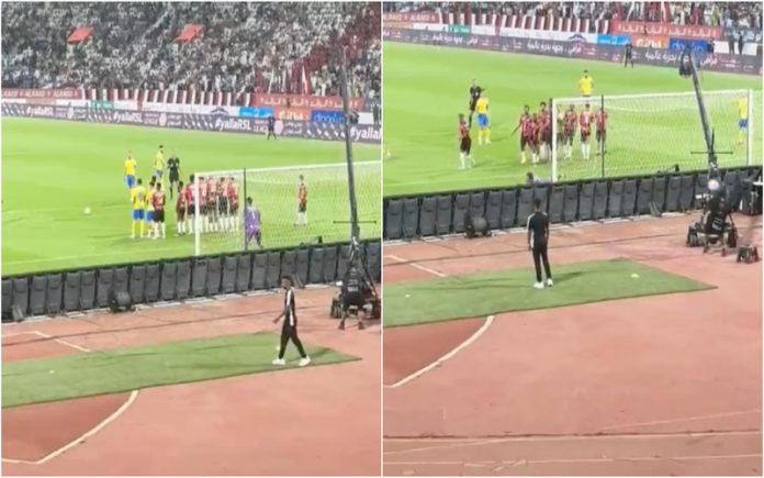 Ronaldo marcou livre direto e acertou na cabeça do cameraman