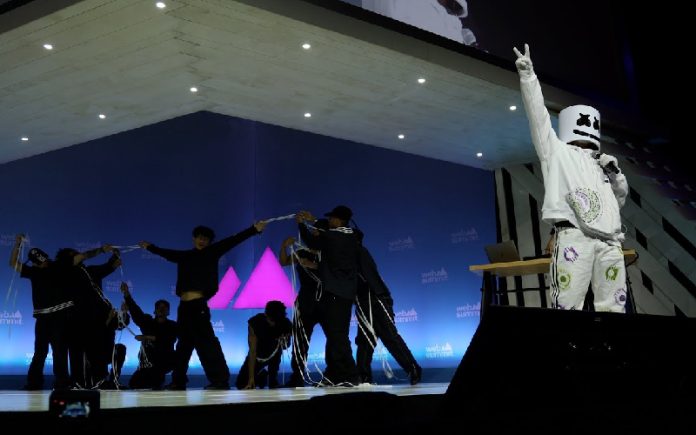 Ativistas fizeram-se passar por DJ Marshmello e executivo da Adidas na Web Summit e ninguém reparou