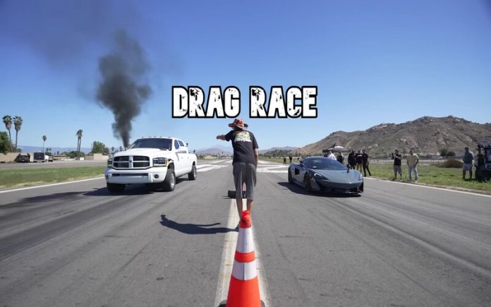 McLaren 570S Spider Contra DODGE RAM Uma Corrida Inusitada