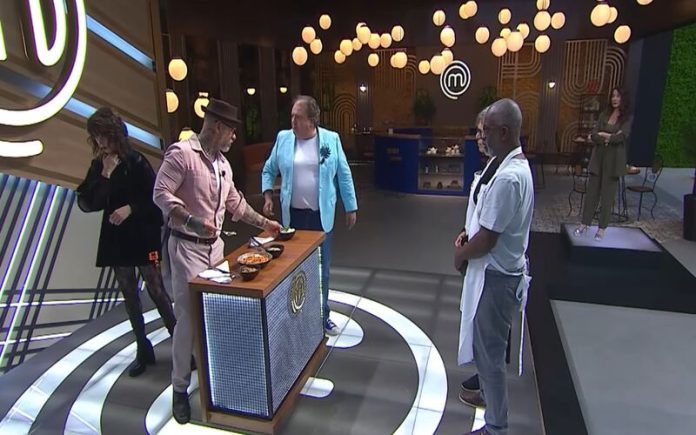 Chef engasga-se com espinha no MasterChef Brasil