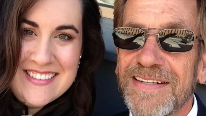 Doente terminal confessa a filha que é um ladrão fugitivo