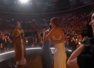 Taylor Swift é criticada por não cumprimentar Celine Dion após ganhar prémio