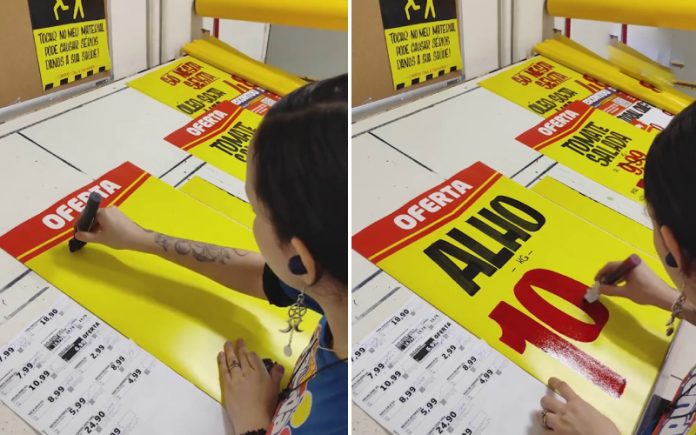 Artista profissional impressiona por sua caligrafia perfeita ao escrever os cartazes de super mercado