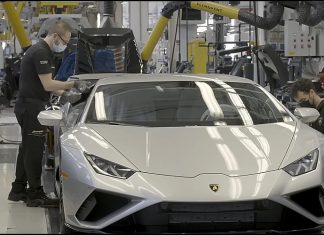 Uma visita a bilionária fábrica da Lamborghini na Itália