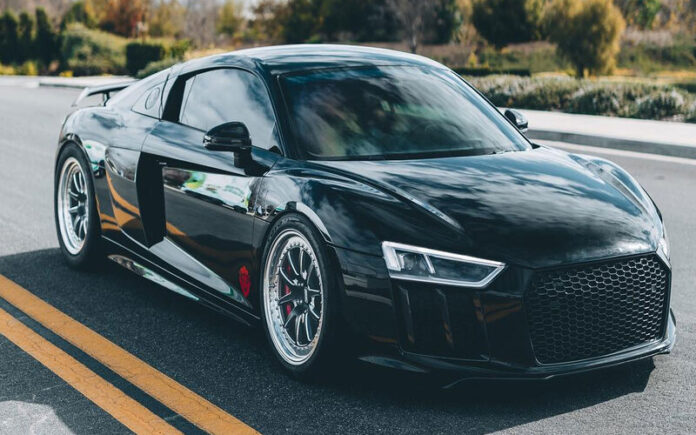 Audi R8 Twin Turbo V10 Uma explosão de potência com mais de 2000HP