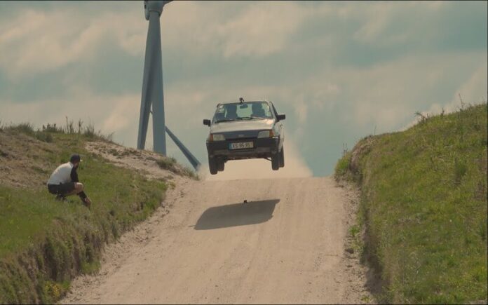 Ford Fiesta de 200€ cumpriu a promessa e enfrentou o famoso salto de Fafe