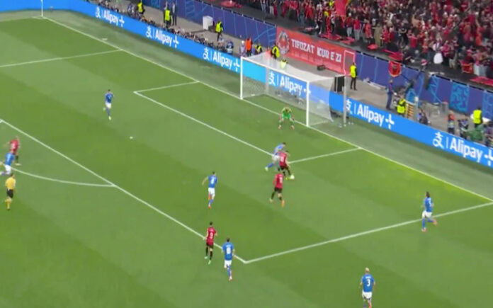 Jogador da Albânia marca o golo mais rápido na história dos Europeus