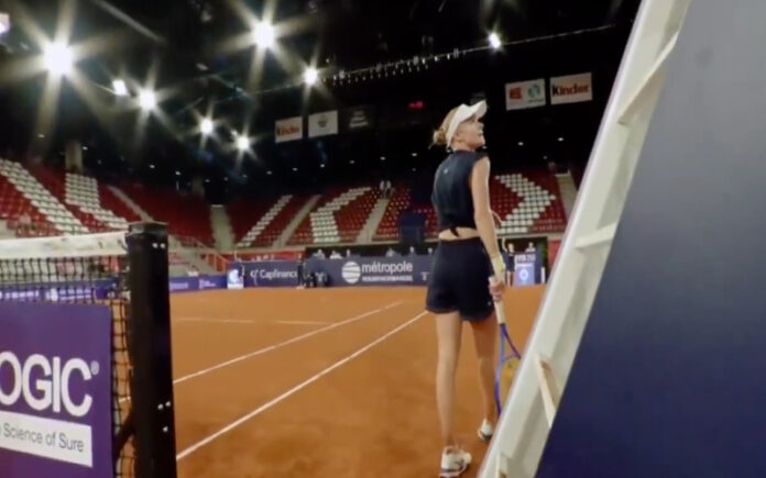 Comentário sobre cheiro no Open de Rouen gera polémica Harriet Dart pede desculpa