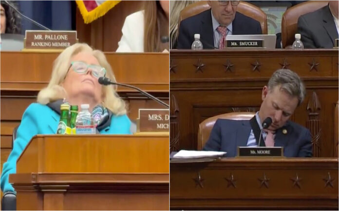 Congressistas dormem durante debate e geram polémica nos EUA