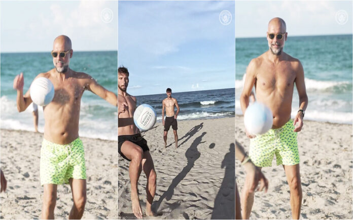 Guardiola junta-se aos jogadores na praia e mostra que ainda tem toque de bola