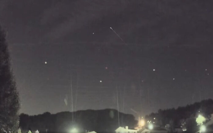 Meteoro impressionante ilumina os céus de Braga