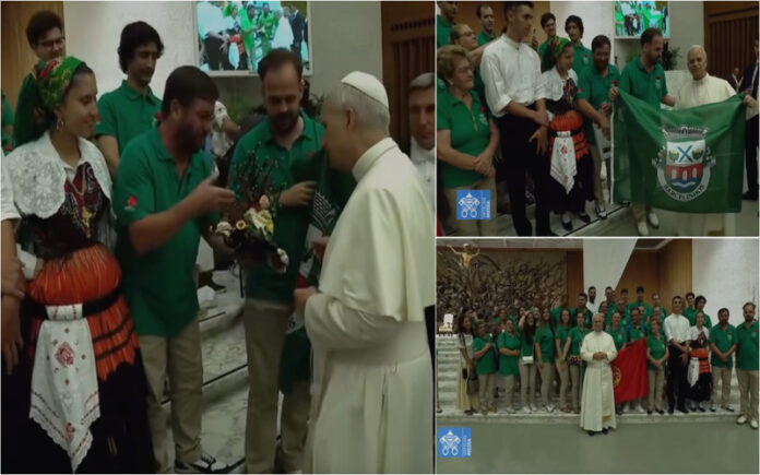 Grupo folclórico de Barcelinhos no Vaticano