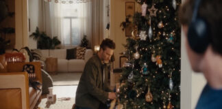 John Lewis emociona com anúncio de Natal sobre a distância entre pais e filhos