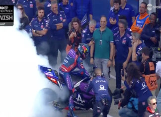 Miguel Oliveira encerra capítulo no MotoGP com despedida emotiva em Valência