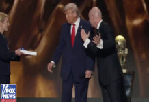 FIFA surpreende ao distinguir Donald Trump com novo prémio da paz