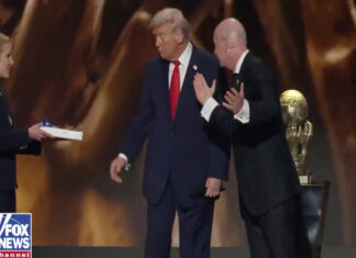 FIFA surpreende ao distinguir Donald Trump com novo prémio da paz