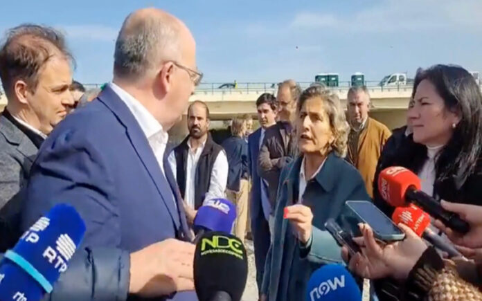 Ana Abrunhosa e ministro trocam palavras durante visita a Coimbra