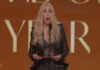 Gafe de Cher marca noite dos Grammy Awards