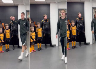 Jogadores do Chelsea ignoram crianças mascotes e geram polémica