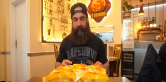 Adam Moran falha desafio de francesinha gigante em Mirandela