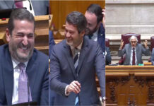 Aguiar-Branco quebra tensão no Parlamento com momento inesperado